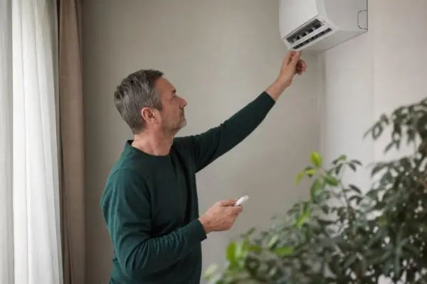 Aer condiționat sau centrală electrică: ce diferențe contează la încălzirea locuinței